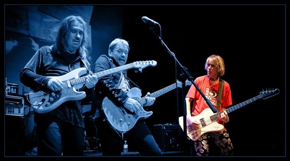 Martin Turner band photo by Colin Ellison.