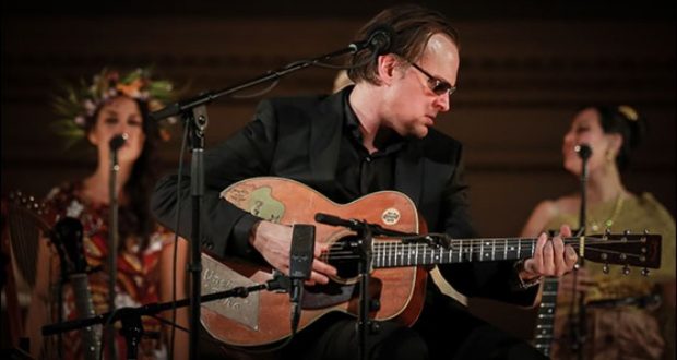 Joe Bonamassa Carnegie show photo by Christie Goodwin