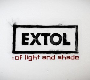 extol of light and shade