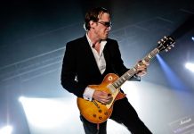 Joe Bonamassa – Royal Tea