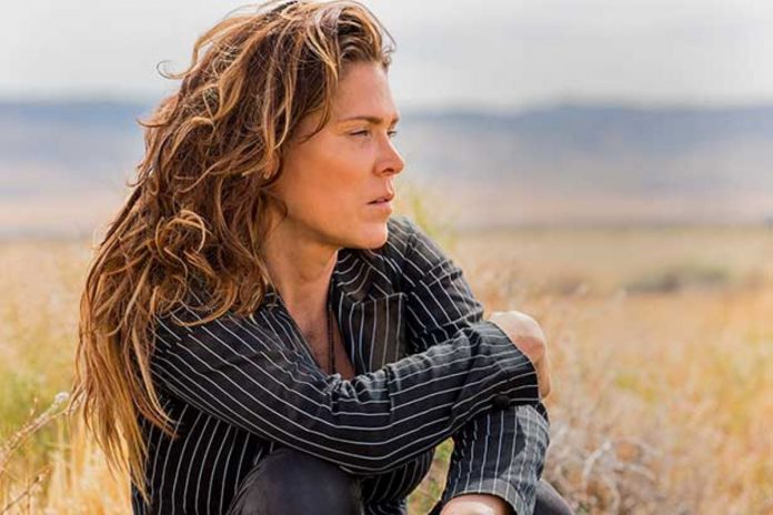 Beth Hart photo by Greg Watermann-01