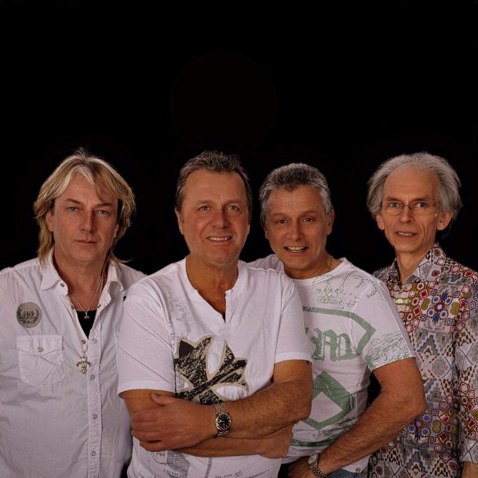 ASIA BAND SHOT FOUR photo by Mike Inns copy