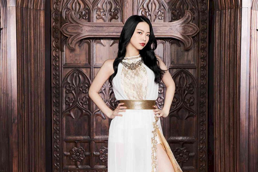 Lovebites Miyako photo credit Kitetsu Takamiya of 67531graphics