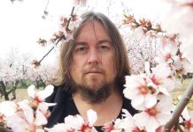 Johnny Casino and the Days Of Wine & Cola