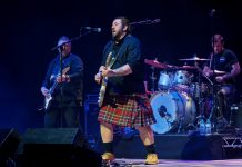 King King with The Damn Truth, Birmingham Town Hall, Tuesday 22nd February 2022.