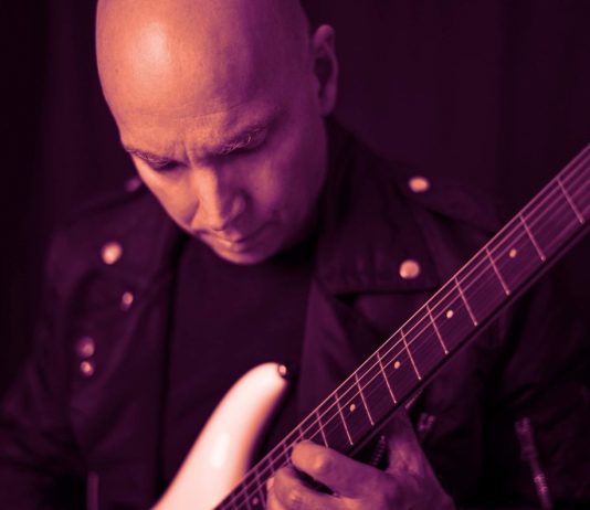 Joe Satriani & The Elephants Of Mars!
