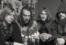 TUSMØRKE produce darker Intetnett Tusmorke