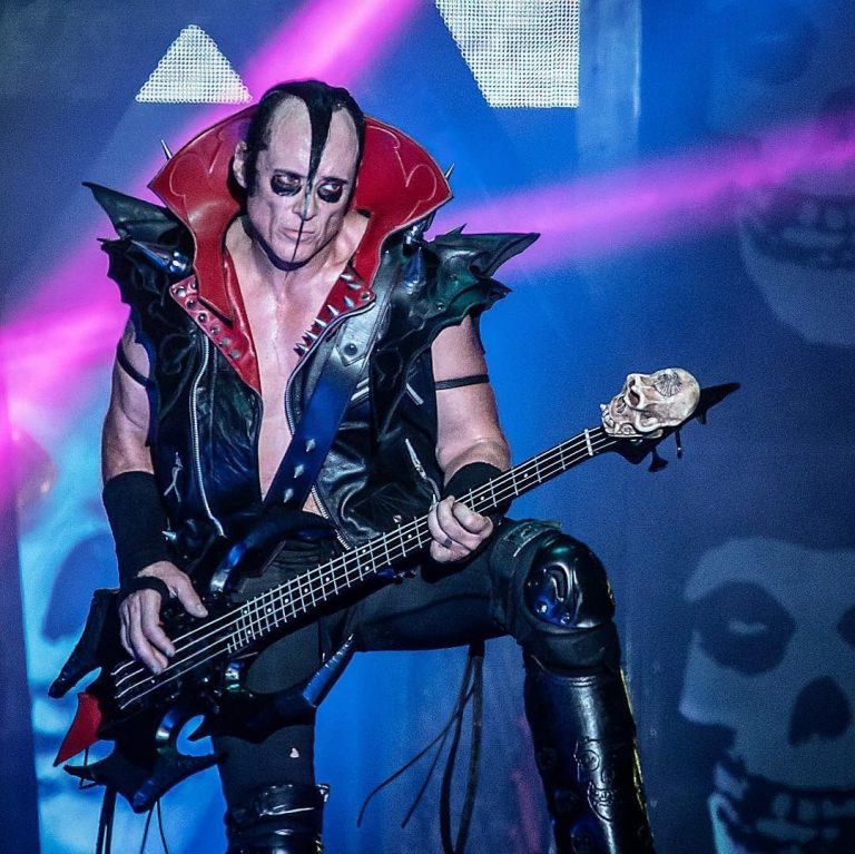Jerry Only is the Anti Hero we all need RAMzine
