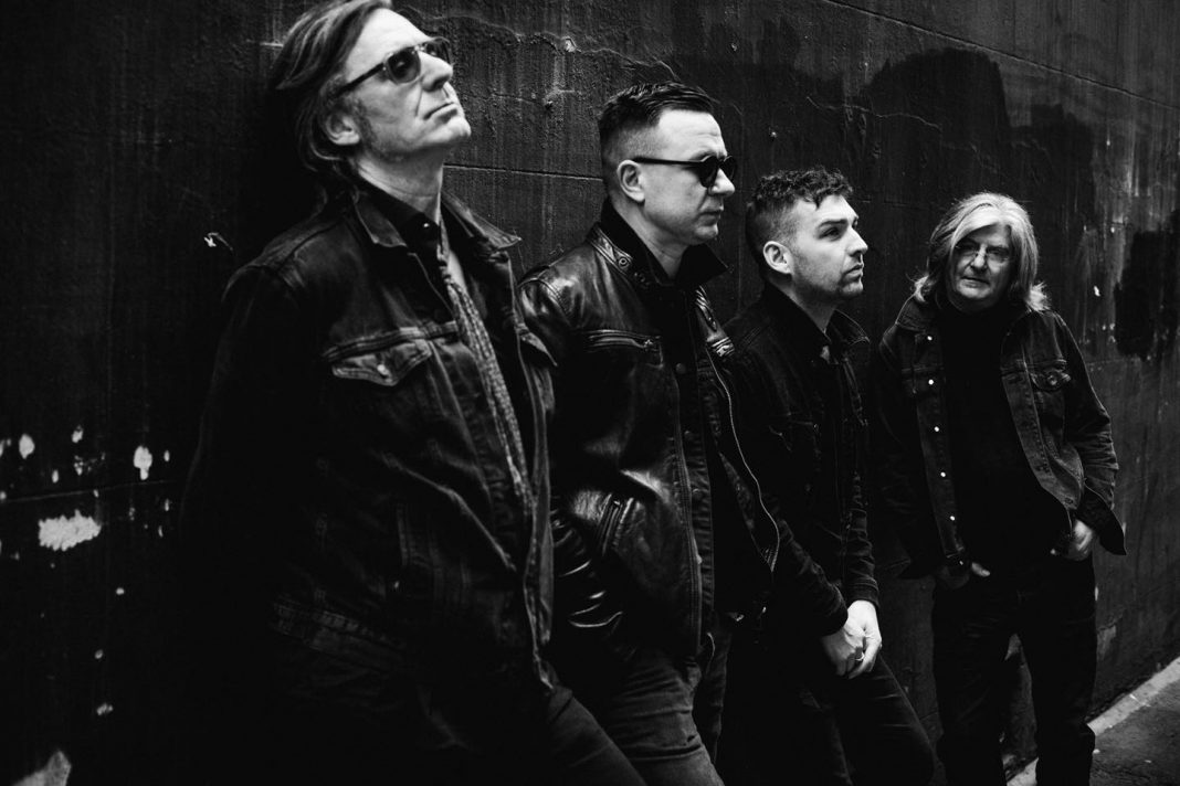 Gerry Jablonski & The Electric band crank up the 105 RAMzine