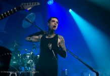 Black Veil Brides return with a fiercely passionate show Black Veil Brides