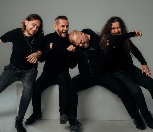 Riverside at Home: Polish Prog Masters Deliver Stunning Warsaw Performance