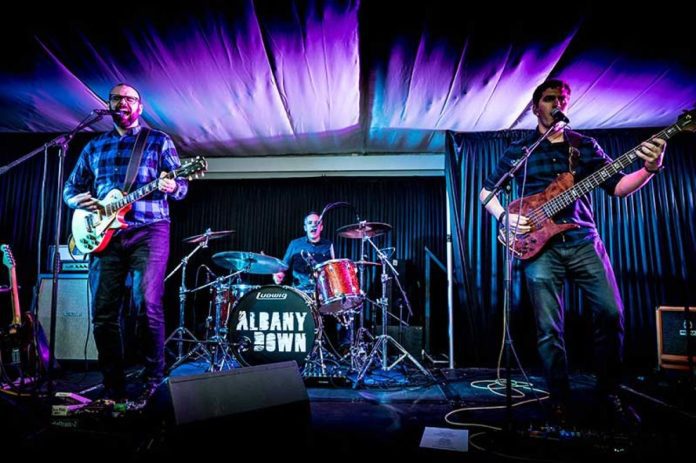 AlbanyDownRockrpix-1239