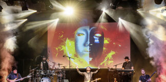 NMB (The Neal Morse Band) - An Evening of Innocence and Danger