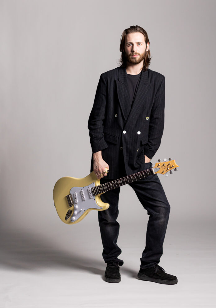 Laurence Jones Laurence Jones