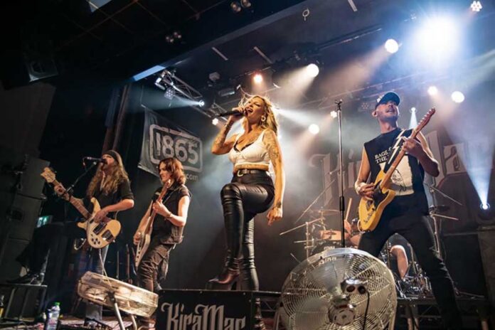 Kira-Mac_photo-by-Will-Carter-(19)