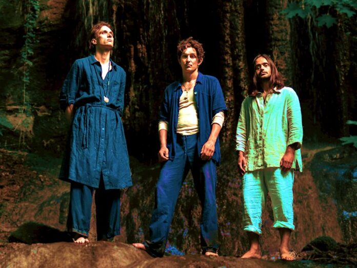 Dirty Sound Magnet Dirty Sound Magnet