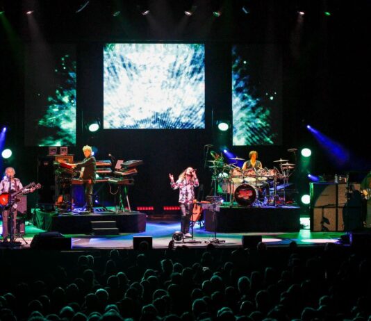 The Classic Tales of YES Tour 2024