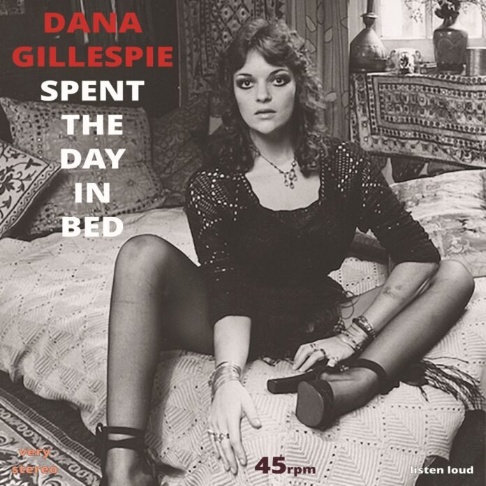 Dana Gillespie Spent The Day In Bed 7 vinyl sleeve hi res copy 2