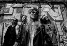 Vendetta Love Stick like Glue