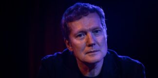 Tim Bowness