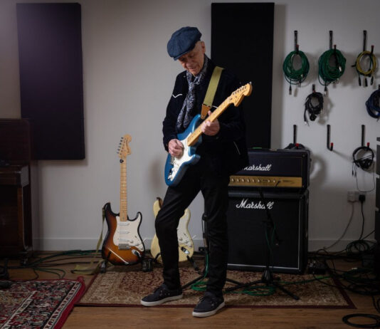 Robin Trower on The Razor’s Edge!