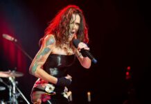 Beth Hart Rides in with Big Bad Johnny Cash & Wille & The Bandits