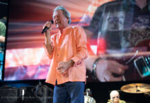 Deep Purple paints the town purple in Manchester Deep Purple