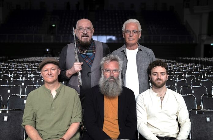 JethroTullBand 2024 2 lo res photo by Ian Anderson Jethro Tull