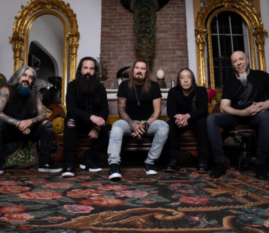 DREAM THEATER