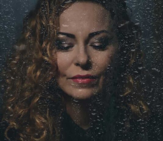Anneke van Giersbergen