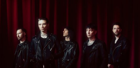 BLACK VEIL BRIDES