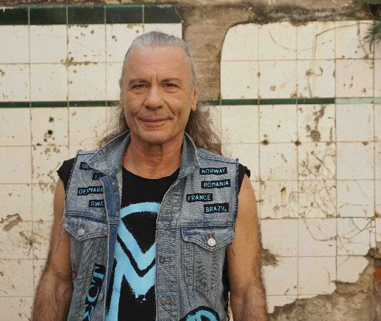 Bruce Dickinson