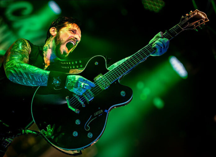Ricky Warwick