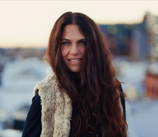 Sari Schorr is Running Wild! Sari Schorr
