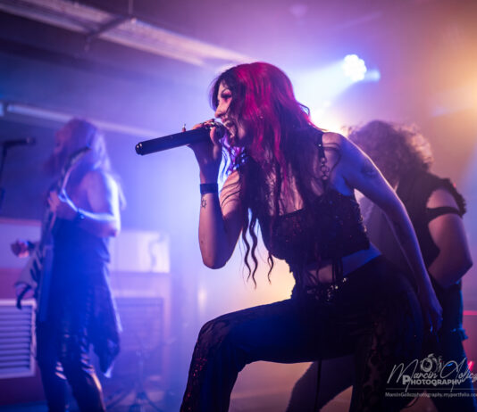 Live: Wailing Banshee, Rattlesnakes, White Lightning Wailing Banshee